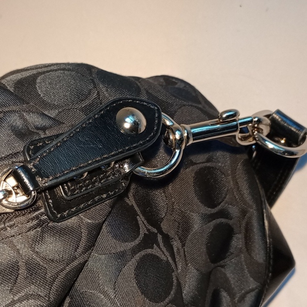 Black Coach Bag - Picture 6 of 10